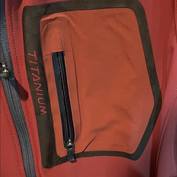 Men's Rust Performance Jacket - Picture 3 of 5